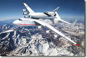 Последний вариант МАКСа с украинской символикой Ан-225 "Мрия" и фиксированным крылом орбитального самолета